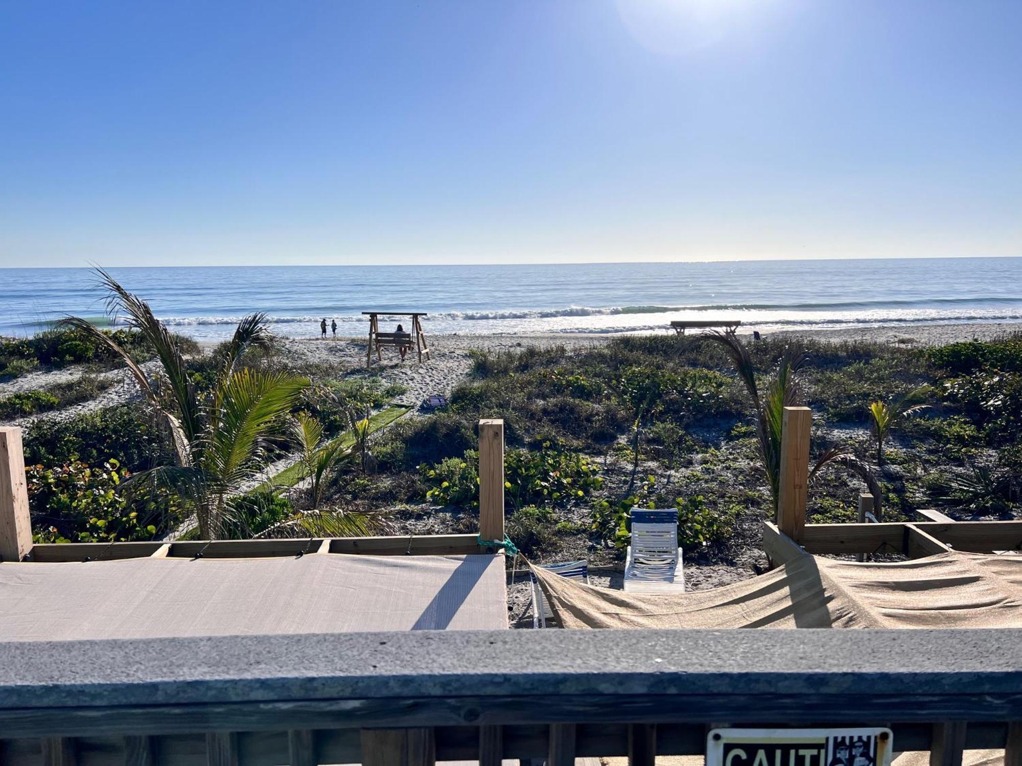 Anthony'S On The Beach ココアビーチ エクステリア 写真