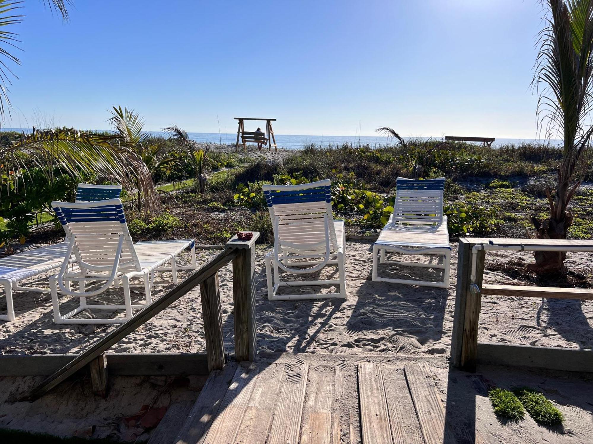 Anthony'S On The Beach ココアビーチ エクステリア 写真